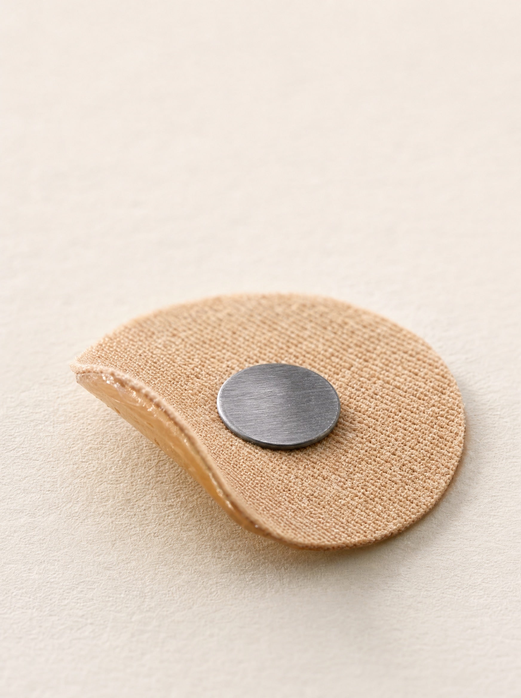 Hands-free applicator