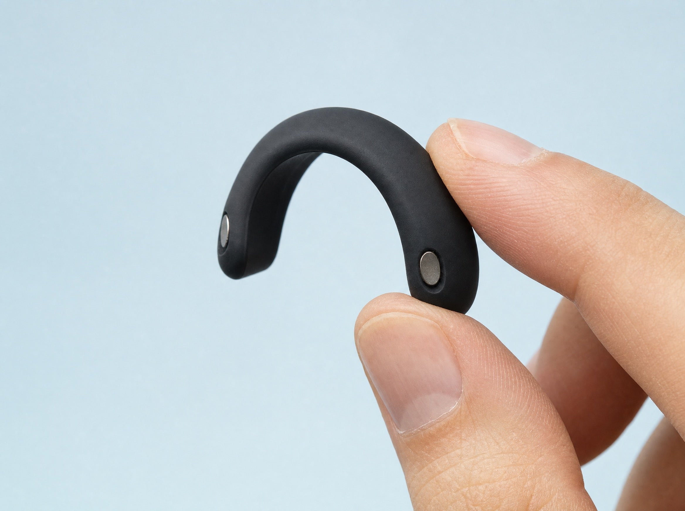 Magnetic spring band